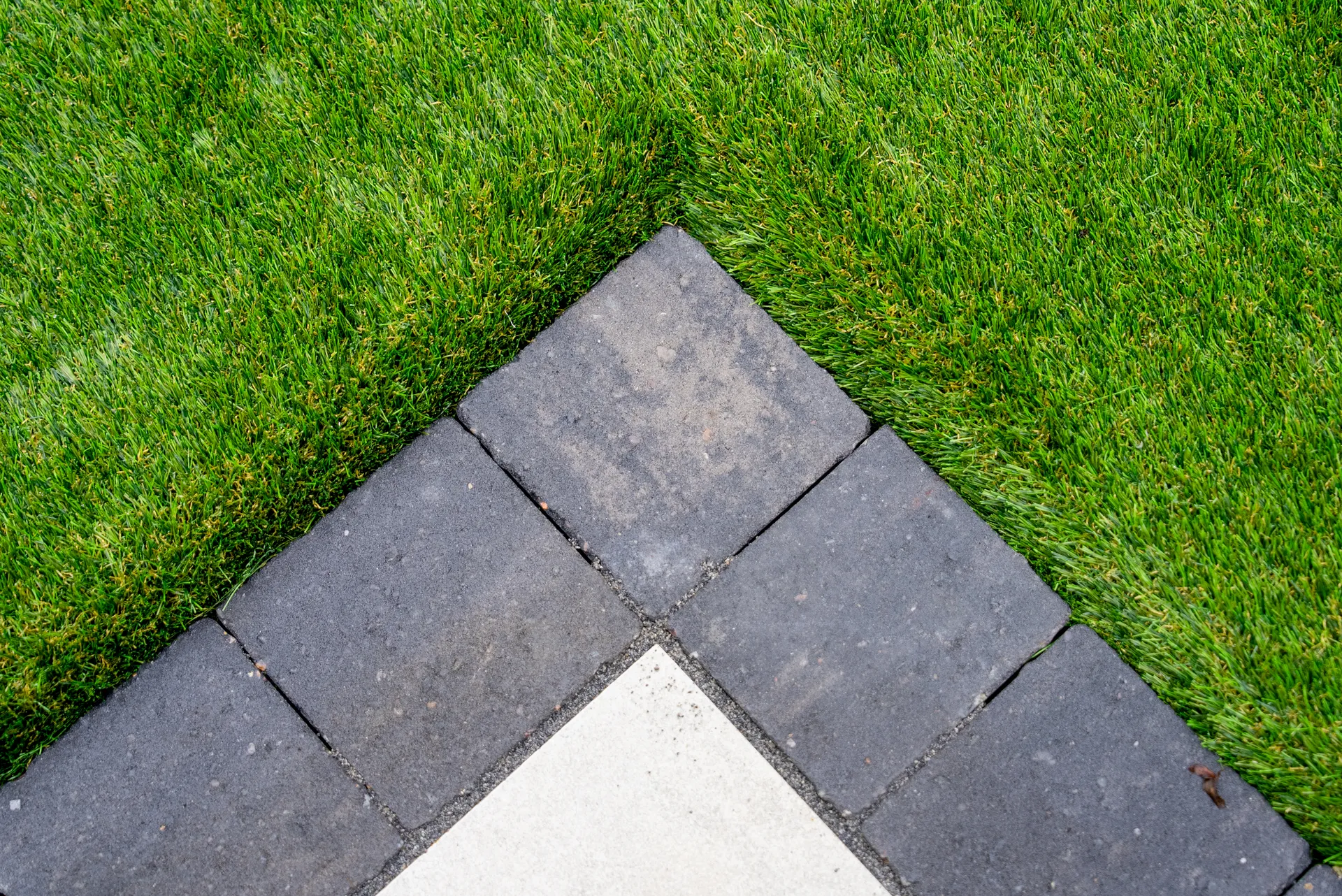 Garden and driveway work in Norfolk by AGPSN