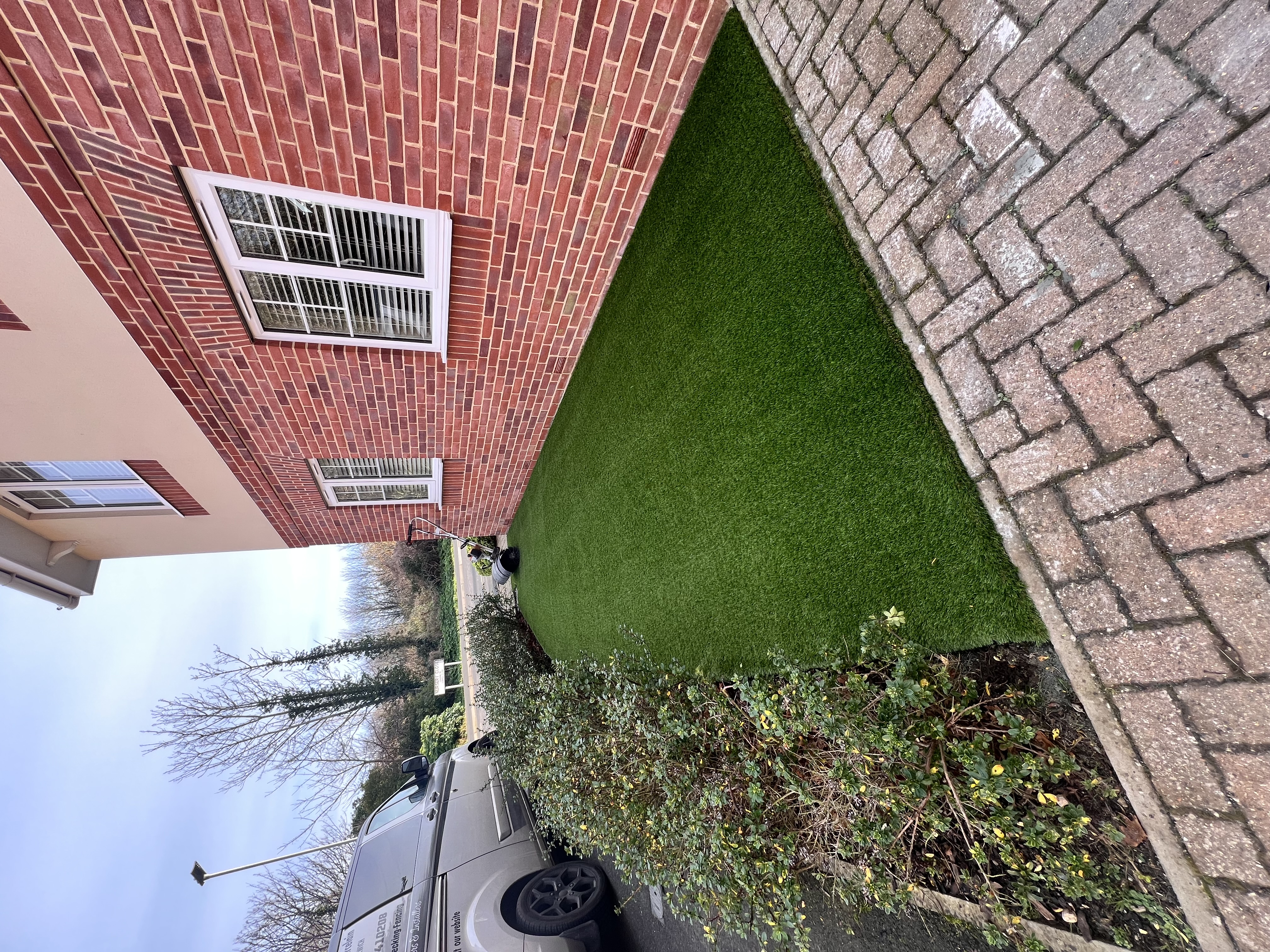 Porcelain patio tiles example 10